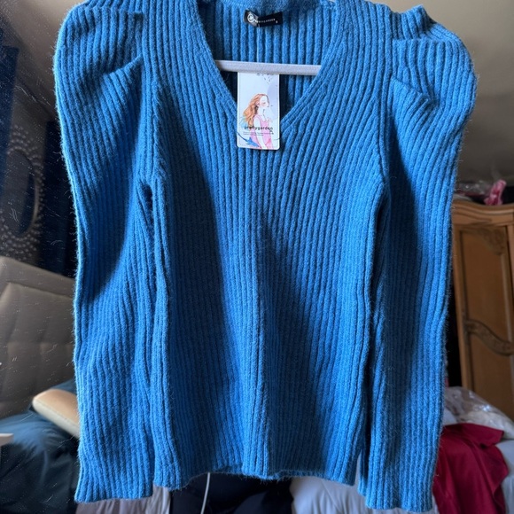 Pretty Garden v neck sweater size small - Picture 2 of 5